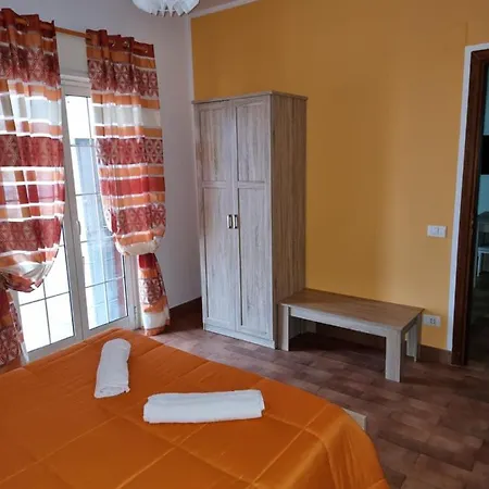 Pta Appartamento Girasole Apartman