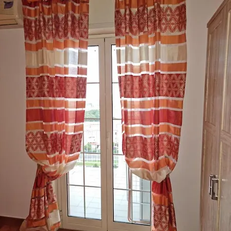 Pta Appartamento Girasole Apartman